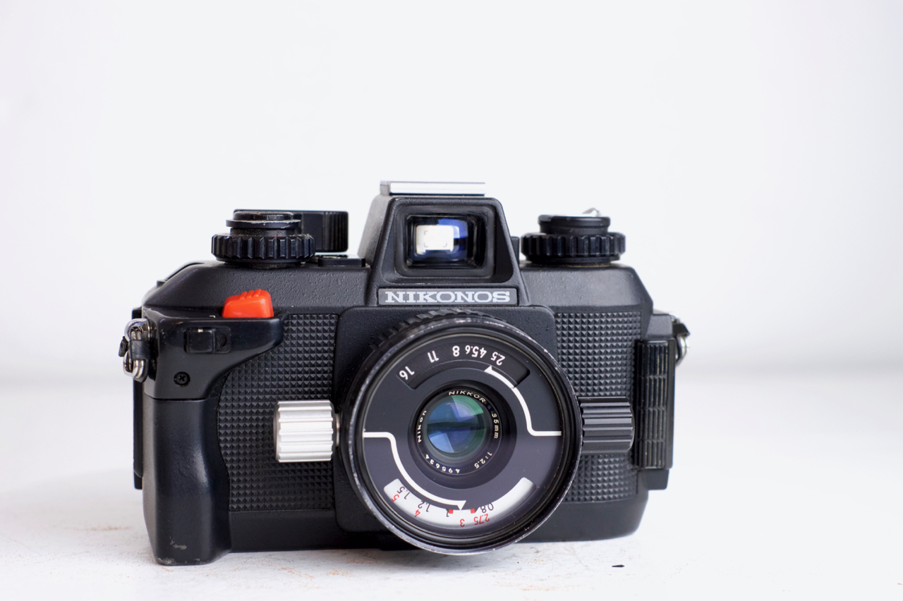 カメラ フィルムカメラ Nikon Nikonos IV-A Underwater Dive Camera with Nikkor 35mm F/2.5 Prime Lens  - Fully Functional with Batteries — F Stop Cameras